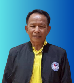 นายธวัช แสงแดง