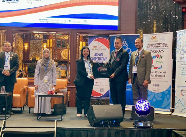 เข้าร่วมการเสวนาและบรรยายแลกเปลี่ยนด้านการส่งเสริมและพัฒนาสหกรณ์ ในหัวข้อ stronger together ... พารามิเตอร์รูปภาพ 7