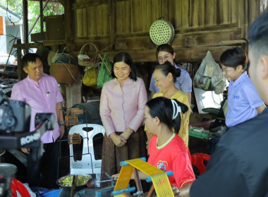 ลงพื้นที่ถ่ายทำข่าวประชาสัมพันธ์ถึงความสำเร็จโครงการส่งเสริมและพัฒนาสินค้าเกษตรอัตลักษณ์พื้นถิ่น ประจำปีงบประมาณ พ.ศ. 2568 ... พารามิเตอร์รูปภาพ 11
