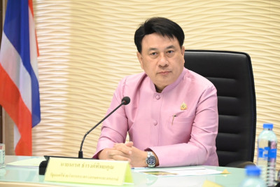 ร่วมการประชุม“การขับเคลื่อนโครงการตามมาตรการรักษาเสถียรภาพราคาข้าวเปลือก ปีการผลิต 2568/69” ณ ห้องประชุม 123 กระทรวงเกษตรและสหกรณ์ และผ่านระบบ Zoom Meeting โดยมี นายนเรศ ธำรงค์ทิพยคุณ รัฐมนตรีช่วยว่าการกระทรวงเกษตรและสหกรณ์ เป็นประธานการประชุม ... พารามิเตอร์รูปภาพ 1