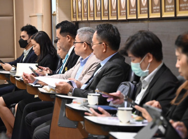 ร่วมการประชุม“การขับเคลื่อนโครงการตามมาตรการรักษาเสถียรภาพราคาข้าวเปลือก ปีการผลิต 2568/69” ณ ห้องประชุม 123 กระทรวงเกษตรและสหกรณ์ และผ่านระบบ Zoom Meeting โดยมี นายนเรศ ธำรงค์ทิพยคุณ รัฐมนตรีช่วยว่าการกระทรวงเกษตรและสหกรณ์ เป็นประธานการประชุม ... พารามิเตอร์รูปภาพ 8