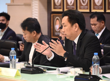 ร่วมการประชุม“การขับเคลื่อนโครงการตามมาตรการรักษาเสถียรภาพราคาข้าวเปลือก ปีการผลิต 2568/69” ณ ห้องประชุม 123 กระทรวงเกษตรและสหกรณ์ และผ่านระบบ Zoom Meeting โดยมี นายนเรศ ธำรงค์ทิพยคุณ รัฐมนตรีช่วยว่าการกระทรวงเกษตรและสหกรณ์ เป็นประธานการประชุม ... พารามิเตอร์รูปภาพ 9