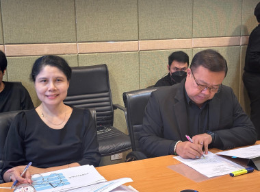 เข้าร่วมประชุมคณะทำงานตรวจสอบปริมาณข้าวเปลือกภายใต้โครงการสินเชื่อชะลอการขายข้าวเปลือกนาปี ปีการผลิต 2567/68 ครั้งที่ 1/2568 โดยมี นายณัฏฐกิตติ์ ของทิพย์ กรรมการผู้ช่วยรัฐมนตรี เป็นประธานการประชุม ณ ห้องประชุมศูนย์เทคโนโลยีสารสนเทศและการสื่อสาร ชั้น 5 กร ... พารามิเตอร์รูปภาพ 4